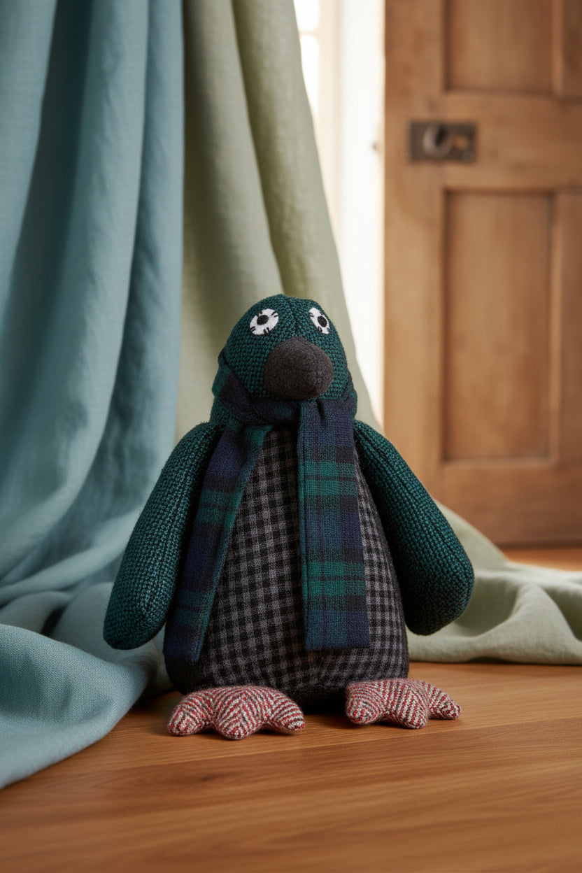 Heritage Green Small Penguin Door Stop